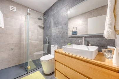 Apartamento T2 para Venda em Campanhã