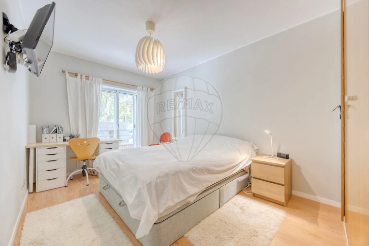 Apartamento T2 para Venda em Campanhã Foto 16