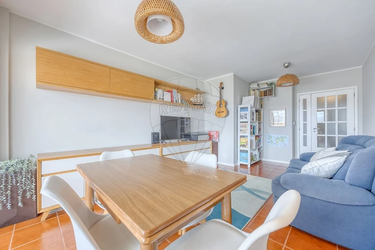 Apartamento T2 para Venda em Campanhã Foto 4