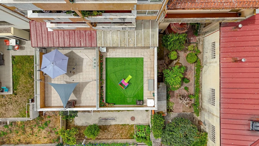 Apartamento T2 para Venda em Campanhã Foto 9