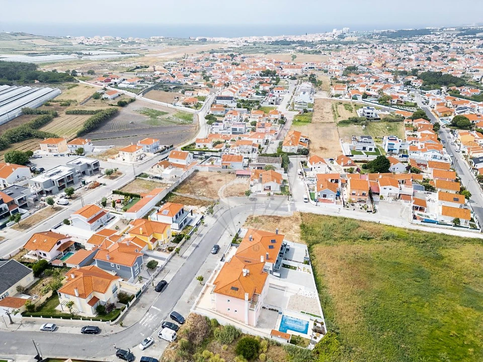 Moradia T4 para Venda em Silveira Foto 35