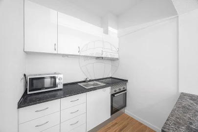 Apartamento para Venda em Massamá e Monte Abraão
