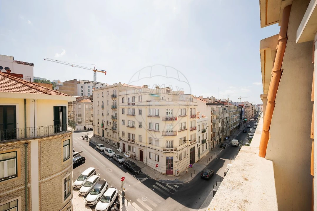 Apartamento T2 para Arrendamento em Arroios Foto 25