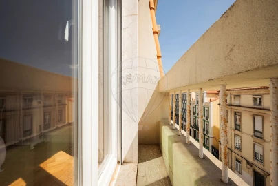 Apartamento T2 para Arrendamento em Arroios