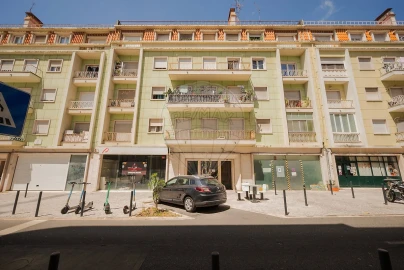 Apartamento T2 para Arrendamento em Arroios