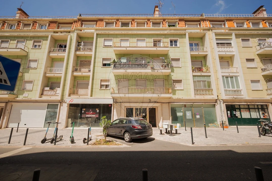 Apartamento T2 para Arrendamento em Arroios Foto 29