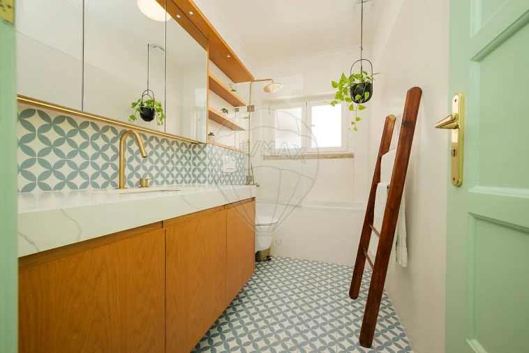 Apartamento T2 para Arrendamento em Arroios Foto 22