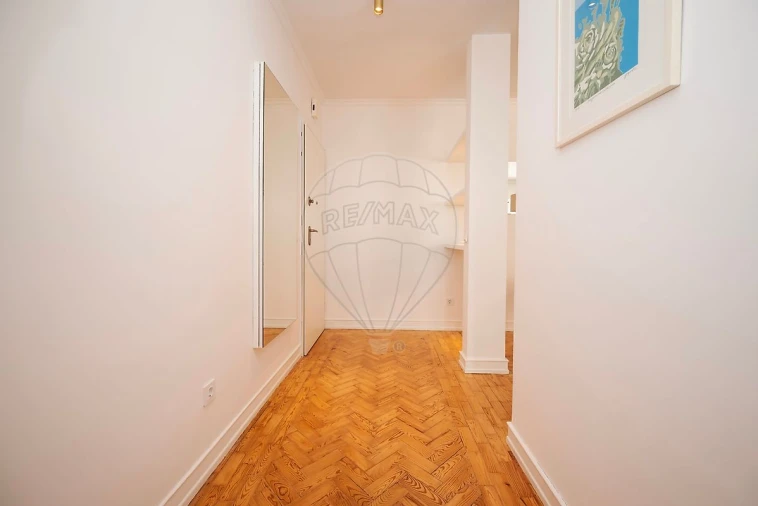Apartamento T2 para Arrendamento em Arroios Foto 21