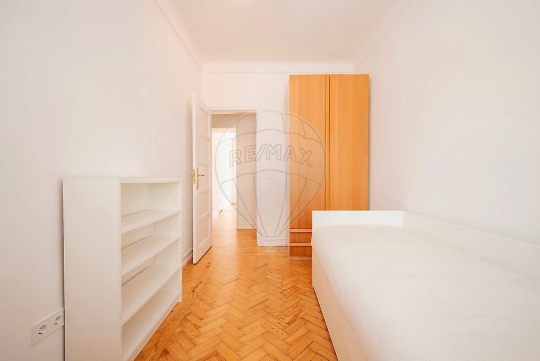 Apartamento T2 para Arrendamento em Arroios Foto 20