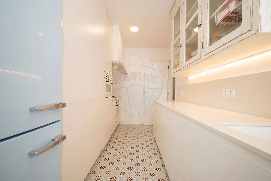 Apartamento T2 para Arrendamento em Arroios Foto 12