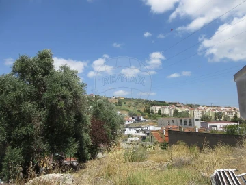 Terreno para Venda em Alhandra, São João dos Montes e Calhandriz