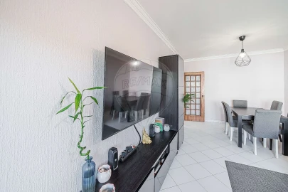 Apartamento T2 para Venda em Rio de Mouro