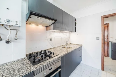 Apartamento T2 para Venda em Rio de Mouro