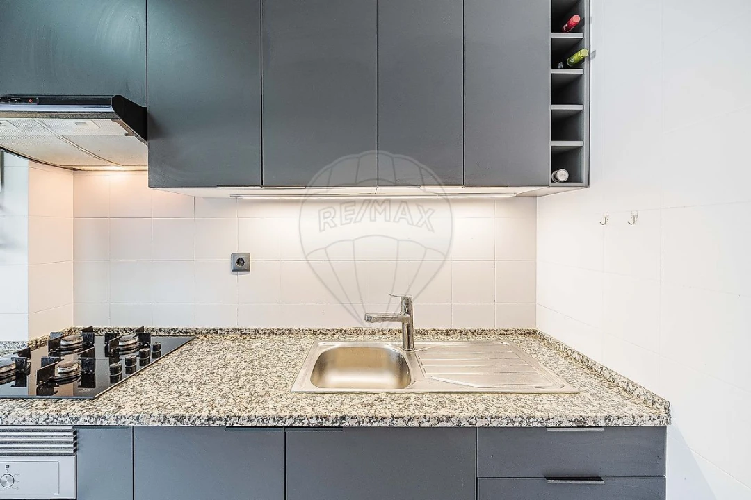 Apartamento T2 para Venda em Rio de Mouro Foto 30