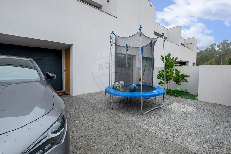 Moradia T4 para Venda em Vila Chã Foto 4