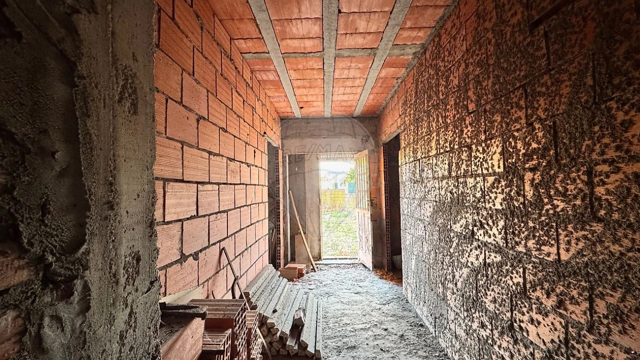 Terreno para Venda em Gulpilhares e Valadares Foto 3