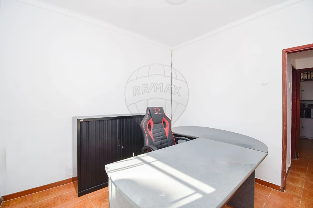 Moradia T2 para Venda em Carcavelos e Parede Foto 13