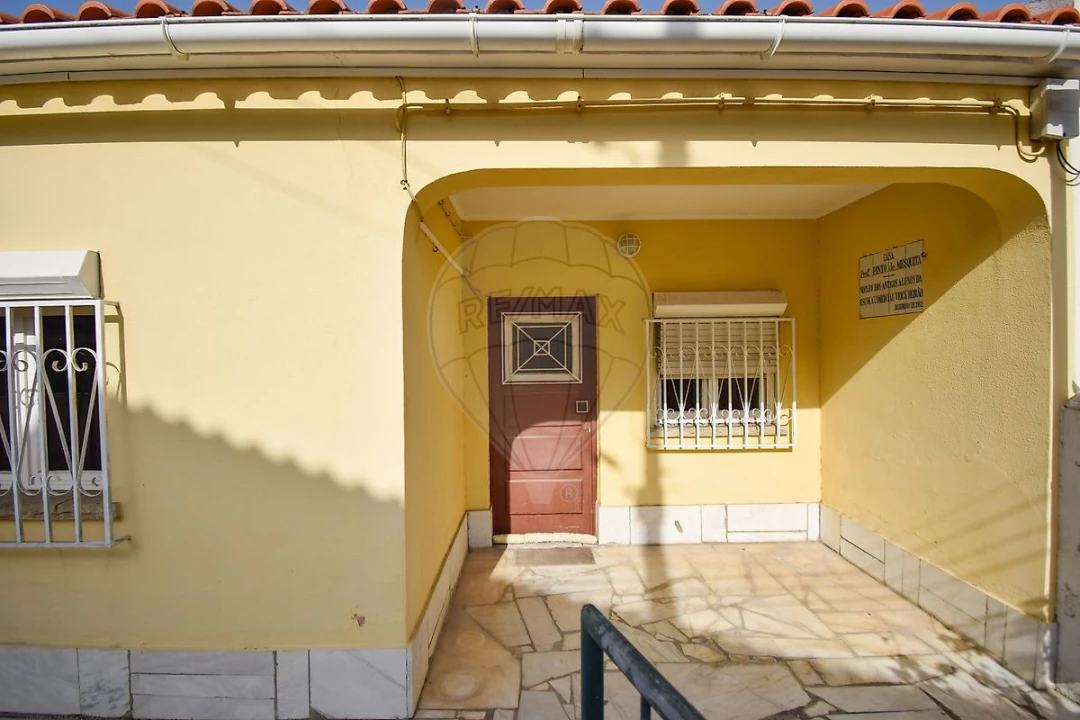 Moradia T2 para Venda em Carcavelos e Parede Foto 3