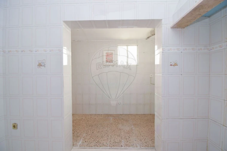 Moradia T2 para Venda em Carcavelos e Parede Foto 18