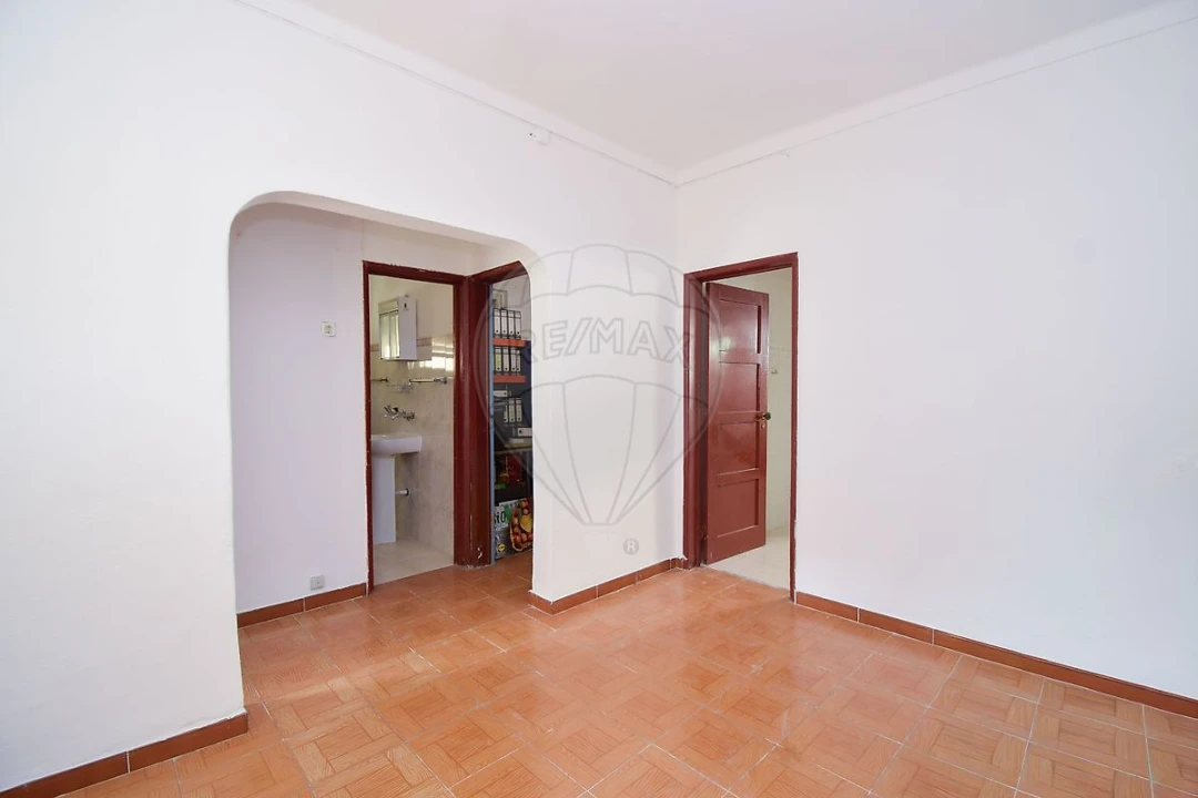 Moradia T2 para Venda em Carcavelos e Parede Foto 8