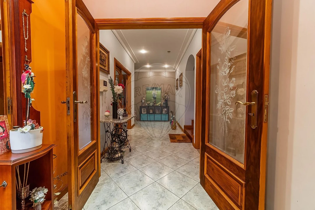 Moradia T3 para Venda em Fornelo e Vairão Foto 11