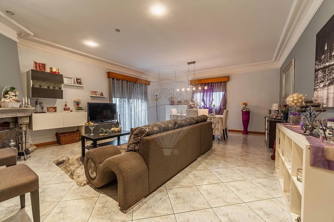 Moradia T3 para Venda em Fornelo e Vairão Foto 17