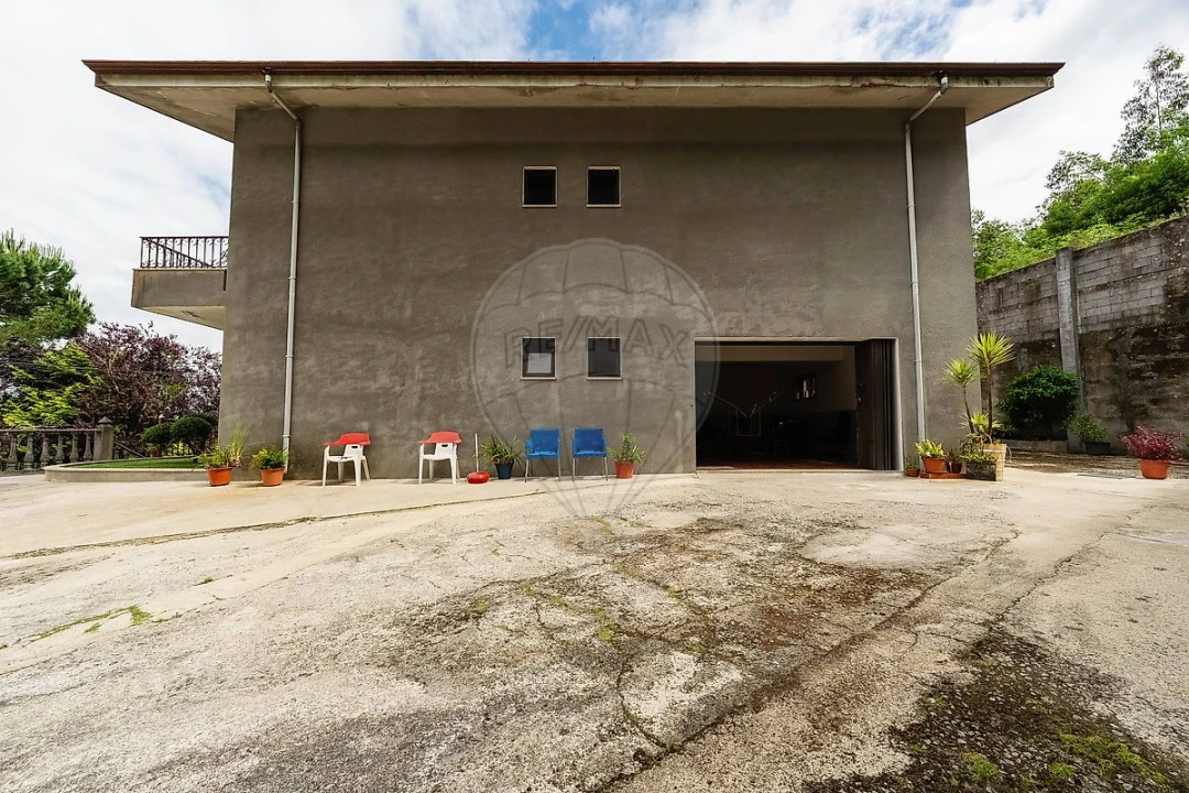 Moradia T3 para Venda em Fornelo e Vairão Foto 3