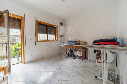 Moradia T3 para Venda em Fornelo e Vairão