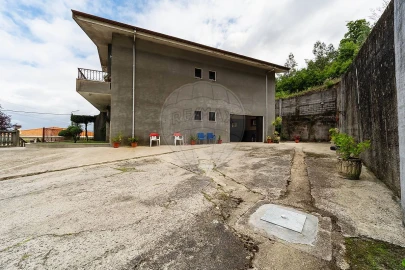 Moradia T3 para Venda em Fornelo e Vairão
