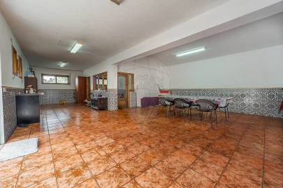 Moradia T3 para Venda em Fornelo e Vairão