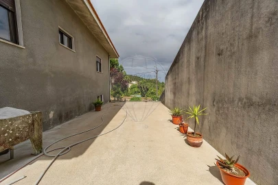 Moradia T3 para Venda em Fornelo e Vairão