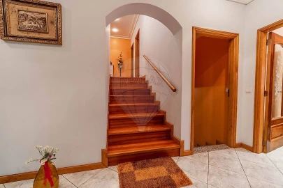 Moradia T3 para Venda em Fornelo e Vairão