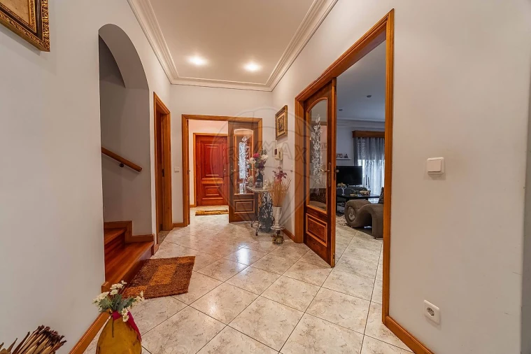 Moradia T3 para Venda em Fornelo e Vairão Foto 12