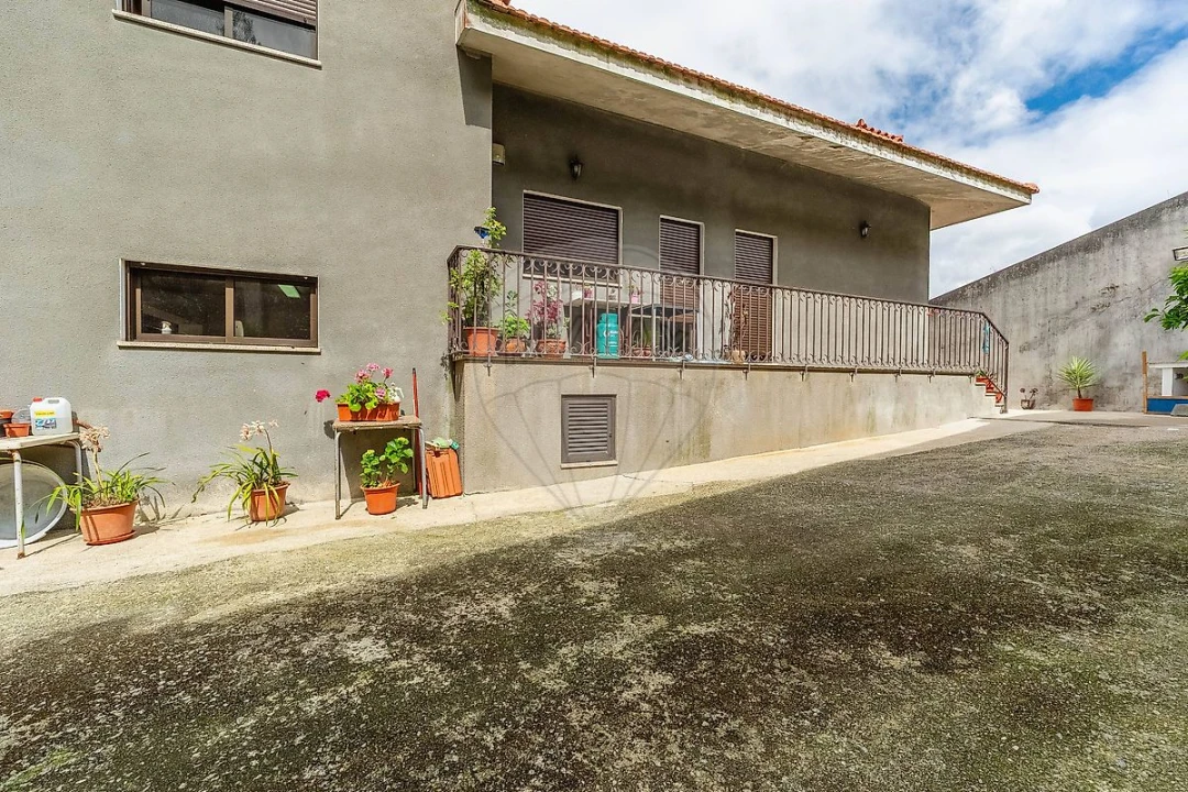 Moradia T3 para Venda em Fornelo e Vairão Foto 4