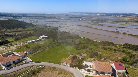 Moradia T1 para Venda em Alqueidão