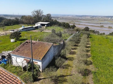 Moradia T1 para Venda em Alqueidão