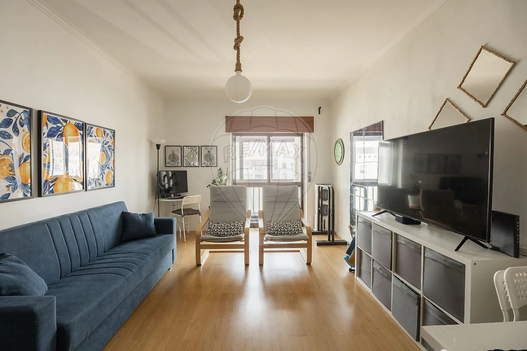 Apartamento T2 para Venda em Rio de Mouro Foto 1