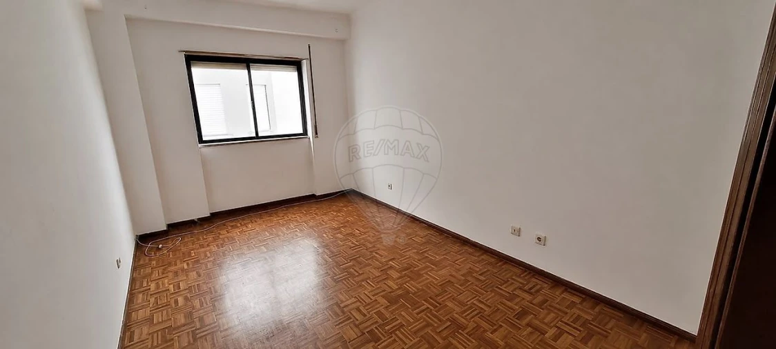 Apartamento T3 para Venda em Nossa Senhora do Pópulo, Coto e São Gregório Foto 4