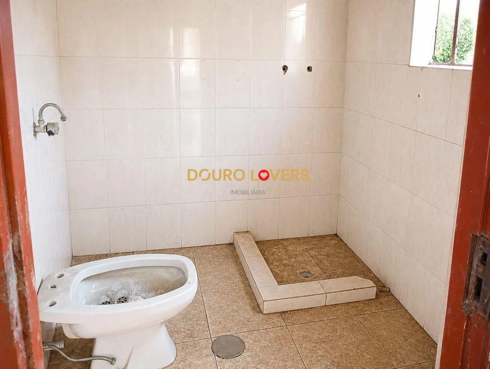 Moradia T2 para Venda em Fânzeres e São Pedro da Cova Foto 10