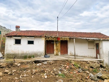 Moradia T2 para Venda em Fânzeres e São Pedro da Cova