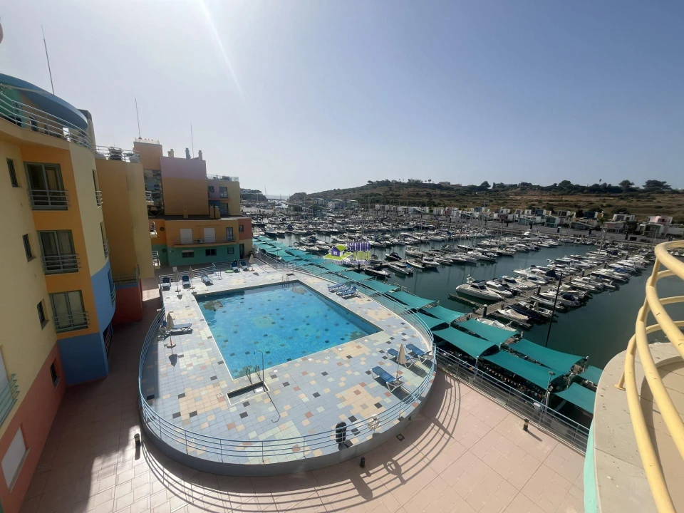 Apartamento T2 para Venda em Albufeira e Olhos de Água Foto 1