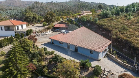 Moradia T2 para Venda em São João de Rei