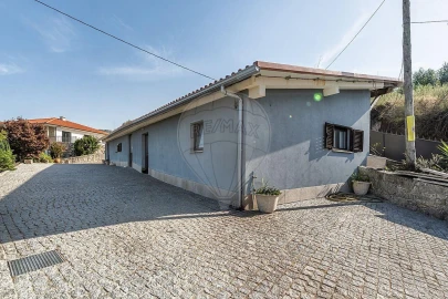 Moradia T2 para Venda em São João de Rei