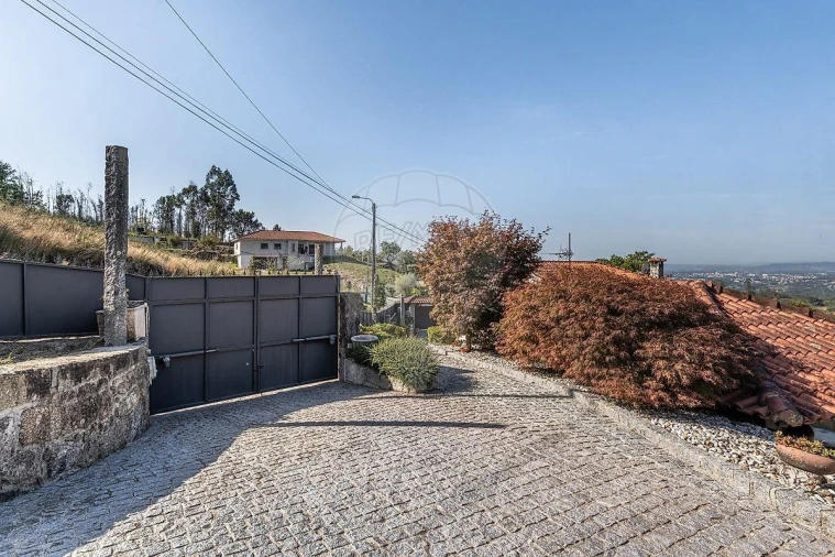 Moradia T2 para Venda em São João de Rei Foto 5