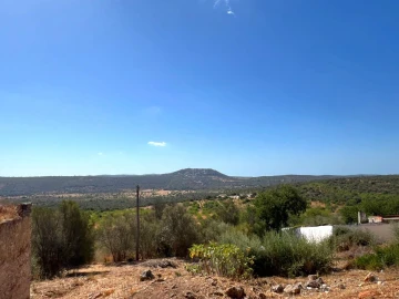 Moradia T2 para Venda em Querença, Tôr e Benafim