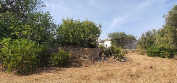 Moradia T4 para Venda em Loule (São Clemente)