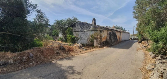 Moradia T4 para Venda em Loule (São Clemente)