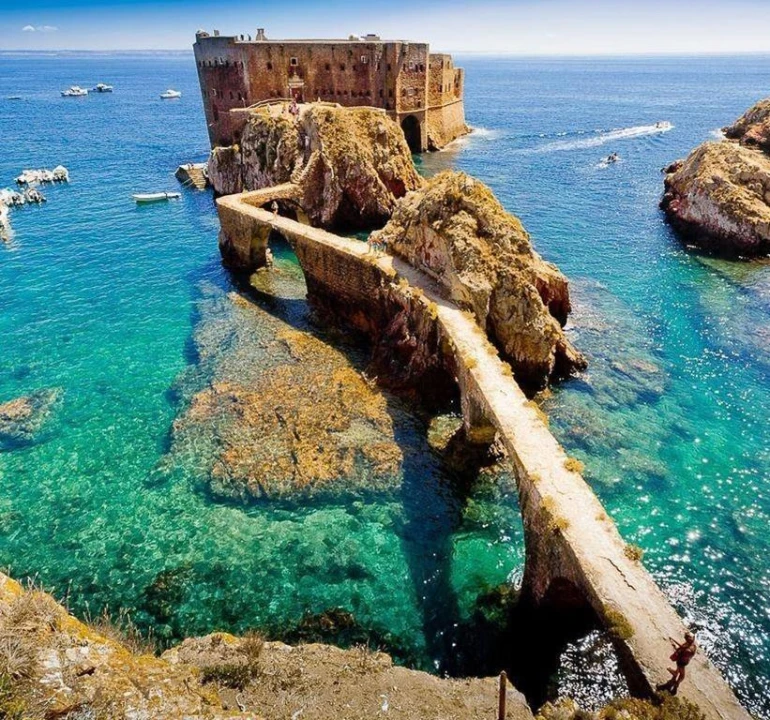 Terreno para Venda em Ribamar Foto 6