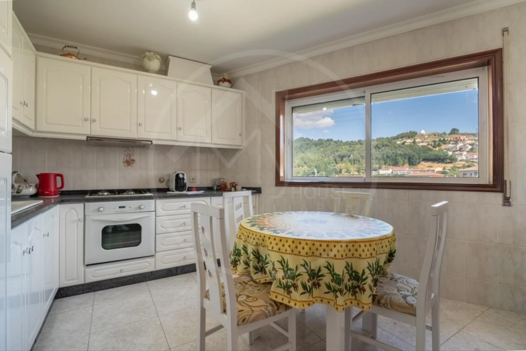 Apartamento T3 para Venda em Vila Pouca de Aguiar Foto 4