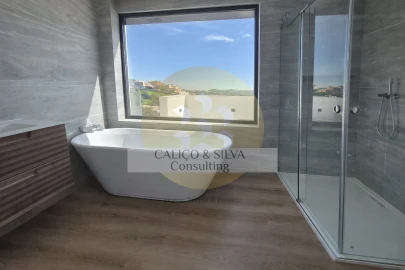 Moradia T5 para Venda em São Brás de Alportel